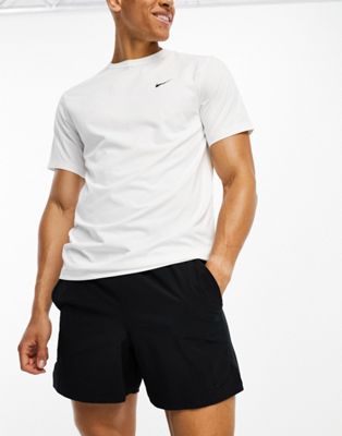  Тренировочные шорты Nike Dri-FIT 5 дюйма (12,7 см) в черном цвете для мужчин Nike
