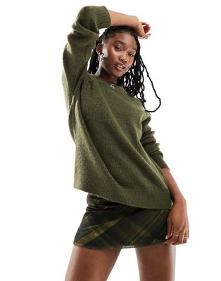 Мягкий трикотажный свитер цвета хаки с длинными рукавами Selected Femme Selected