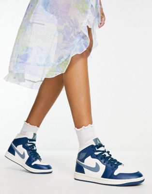 Сине-серые кроссовки Nike Air Jordan 1 Mid Jordan