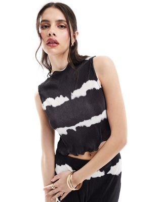 ONLY plisse tie dye sleeveless top in black - part of a set ONLY