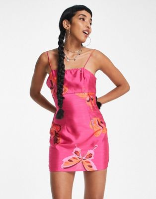 Фестивальное платье-комбинация с розовым принтом в виде бабочки Reclaimed Vintage 90s Reclaimed Vintage