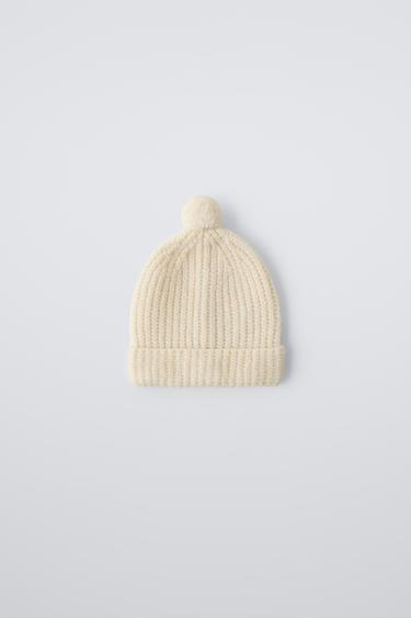 KNIT HAT WITH POMPOM ZARA