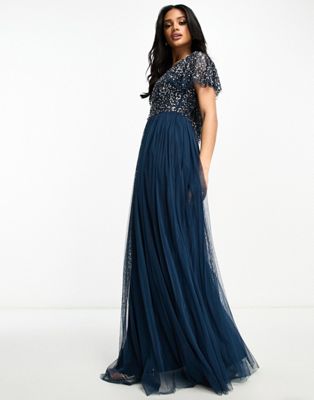 Темно-синее платье макси с развевающимися деталями Beauut Bridesmaid Beauut