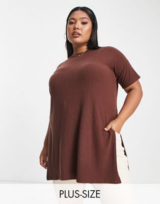 New Look Curve side slit longline T-shirt in brown New Look Plus