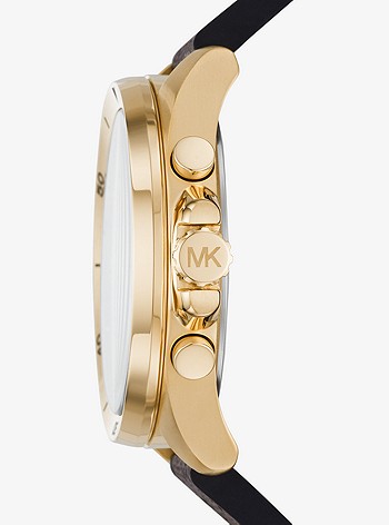 Крупный логотип Brecken и золотые часы Michael Kors