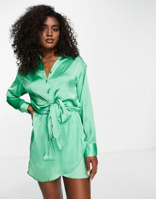 Зеленое атласное платье мини с длинными рукавами и завязками спереди Pull&Bear Pull&Bear