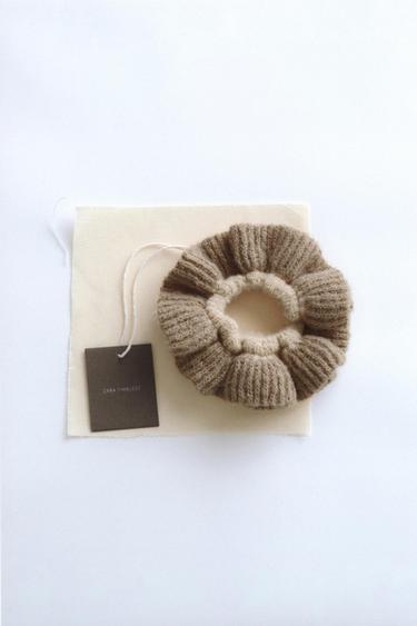 TIMELESZ - CONTRAST PIPING KNIT SCRUNCHIE ZARA