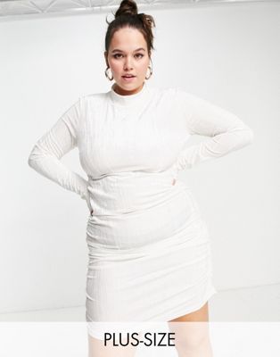 Облегающее мини-платье с высоким воротником Extro & Vert Plus из блестящего бархата Extro & Vert