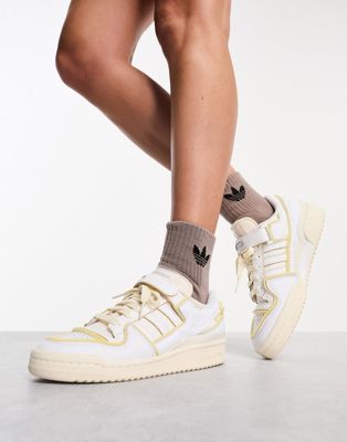 Кроссовки adidas Originals Forum 84 Low в белом цвете для стиля жизни Adidas