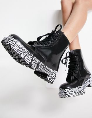 Черные массивные ботинки со шнуровкой и логотипом на подошве Love Moschino LOVE Moschino