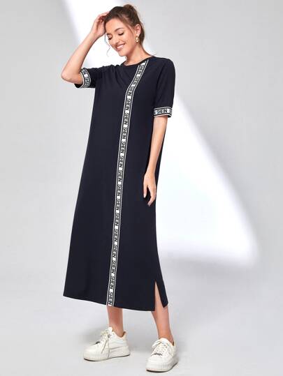 SHEIN Платье-футболка контрастный с текстовой лентой с разрезом SHEIN