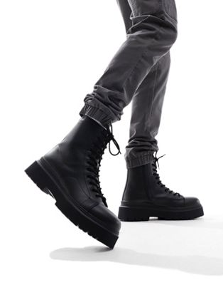 Черные военные ботинки со шнуровкой Bershka Bershka
