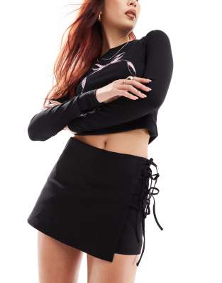 COLLUSION low rise wrap skort with tie detail in black Collusion