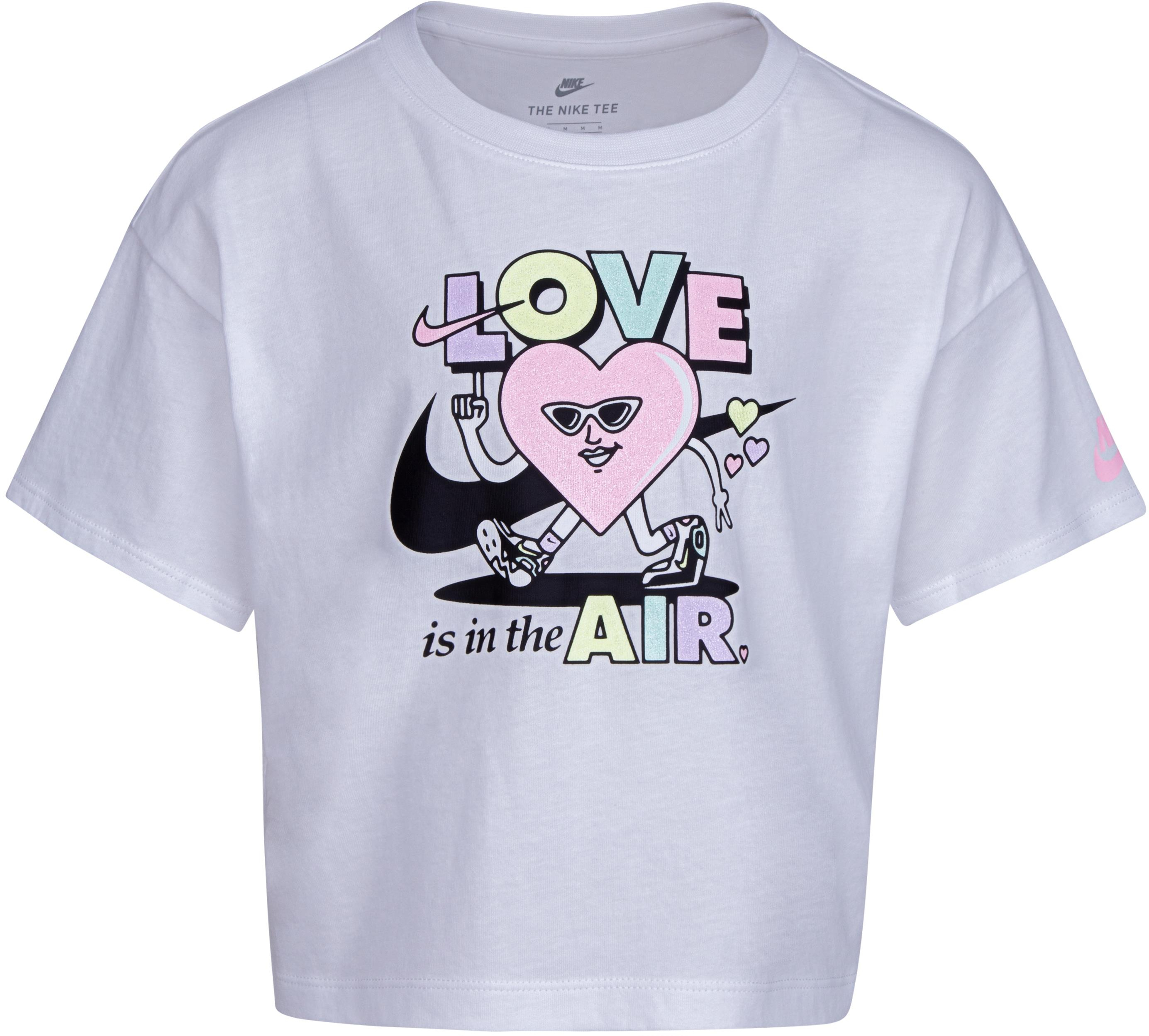 I love air. Nike Love футболка. Nike Love is in the Air. Love in the Air футболка. Футболка найк АИР белая.