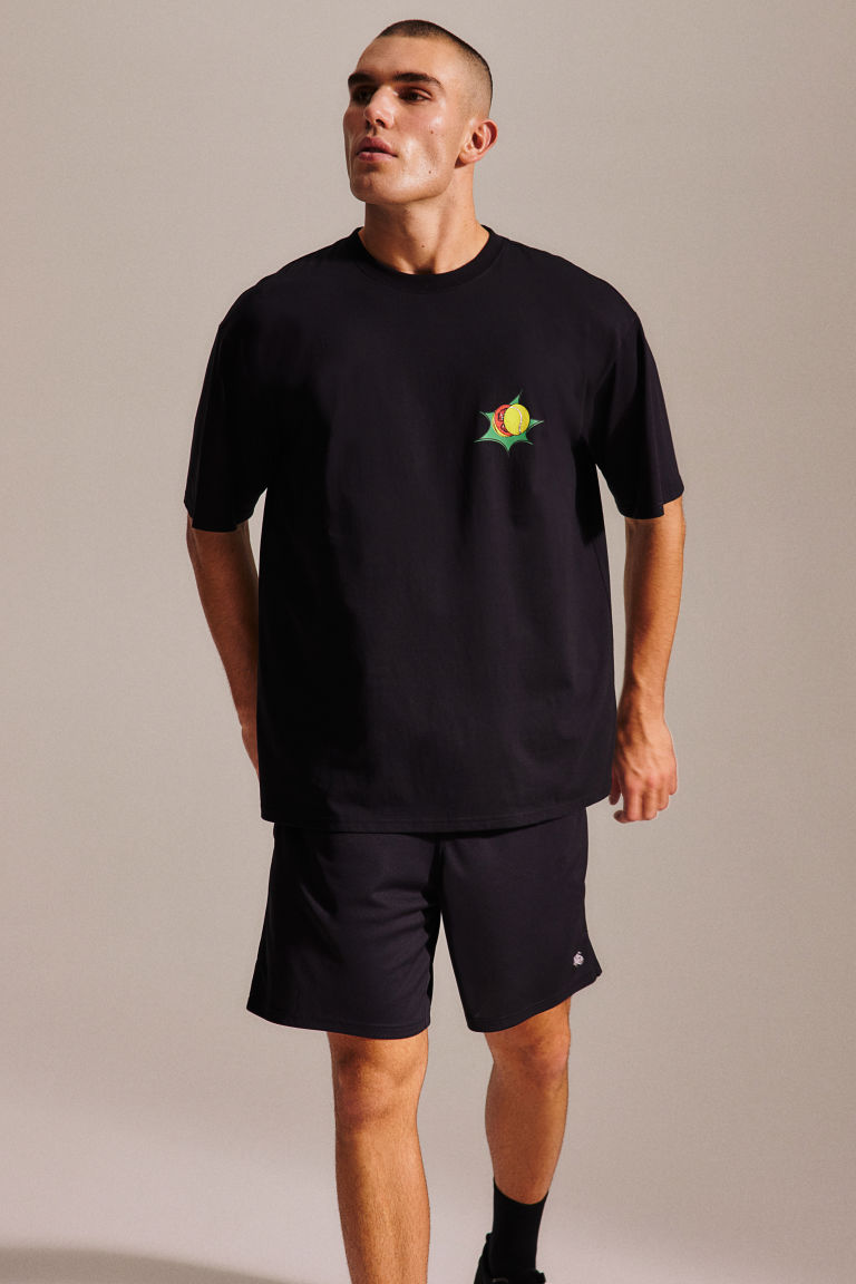 Спортивная футболка свободного кроя DryMove™ с ощущением хлопка H&M