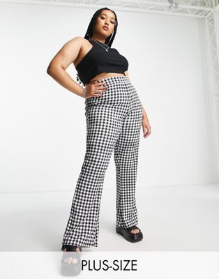 Noisy May Curve flared pants in black gingham Noisy May Curve