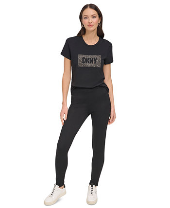 Женский топ с круглым вырезом и короткими рукавами с заклепками и логотипом DKNY
