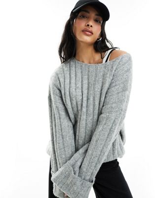 Серый свободный свитер в рубчик с круглым вырезом и отложными манжетами ASOS DESIGN ASOS DESIGN