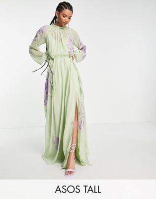 Платье макси с высоким воротником, завязкой на талии и трафаретной цветочной вышивкой ASOS DESIGN Tall шалфейного цвета ASOS Tall