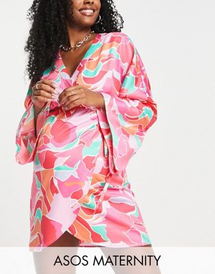 Розовое атласное пляжное кимоно с запахом и ярким абстрактным принтом ASOS DESIGN Maternity Maternity ASOS Maternity