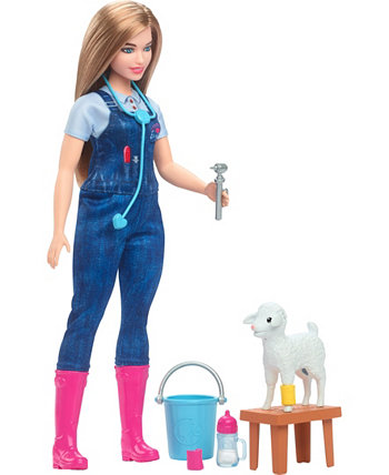 Кукла ветеринара на ферме, посвященная 65-летию карьеры, и 10 аксессуаров, включая ягненка с подвижными ушами Barbie
