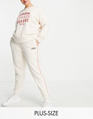 Купить Джоггеры Белые спортивные штаны adidas Originals 'Retro Luxury' Plus Adidas, цвет - белый, по цене 2 800 рублей в интернет-магазине Usmall.ru