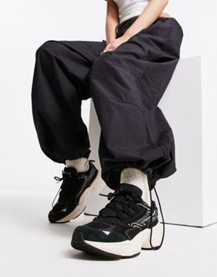 Черные кроссовки Fila Hypercube с зебровым принтом Fila