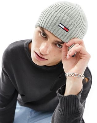 Tommy Jeans ribbed flag logo beanie in gray Tommy Jeans