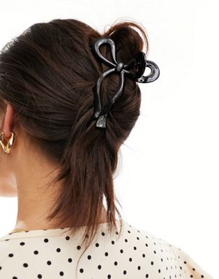ASOS DESIGN hair claw with bow detail in black ASOS DESIGN