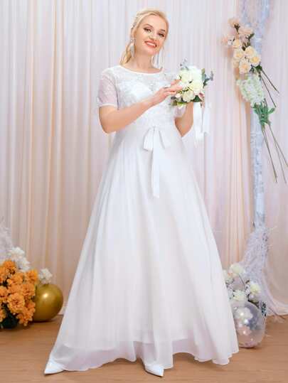 размера плюс Свадебное платье с v-образной спиной с поясом из шифона SHEIN