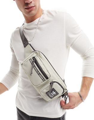 Прямоугольная сумка через плечо adidas Originals бежевого и коричневого цвета Adidas