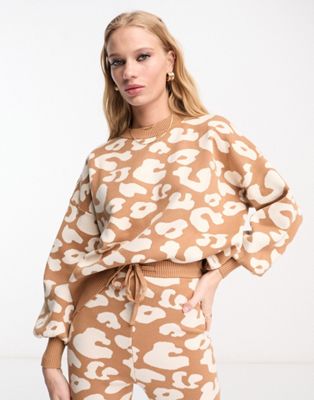 Вязаный свитер Never Fully Dressed в леопардовом принте — часть комплекта NEVER FULLY DRESSED