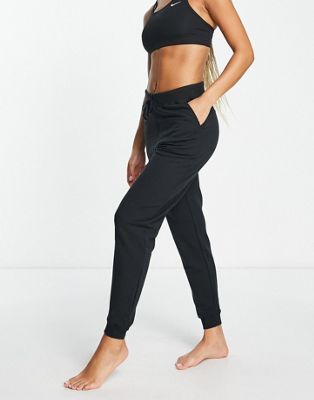 Nike Yoga Luxe fleece 7/8 sweatpants in black Nike Training