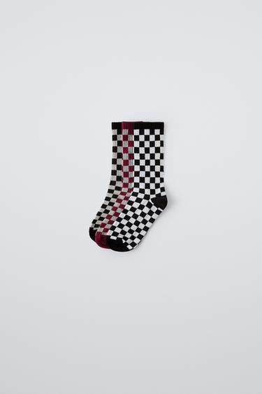 THREE-PACK OF CHECKERBOARD CREW SOCKS Zara