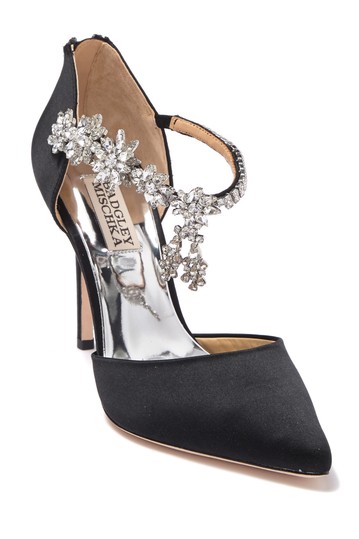 Venom Badgley Mischka 12 870 Usmall.ru