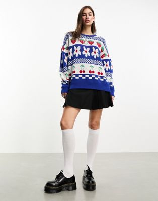 Только жаккардовый свитер оверсайз с клубничным и цветочным принтом ONLY