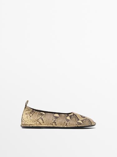 Animal print ballet flats Massimo Dutti