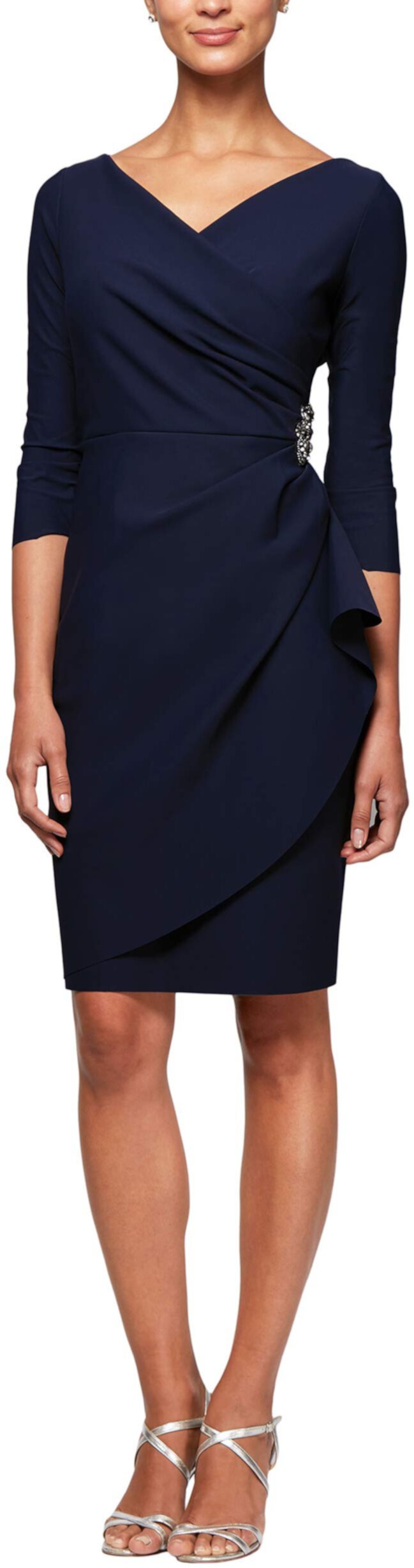 Женское утягивающее короткое платье-футляр с рукавами 3/4 и избыточным вырезом Alex Evenings