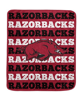 Плюшевое одеяло Arkansas Razorbacks размером 60 x 70 дюймов с логотипом и надписью Pegasus Home Fashions