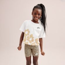 Комплект футболки свободного кроя с цветочным принтом Nike для девочек 4–6 лет и байкерских шорт Nike