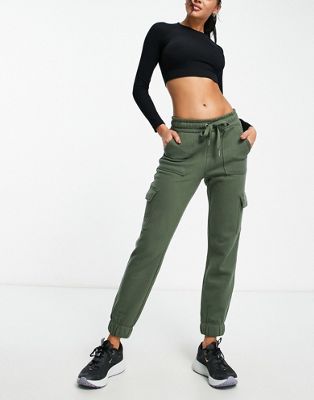 Зеленые узкие спортивные штаны карго Calvin Klein Performance Calvin Klein Performance