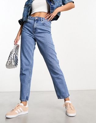 New Look mom jeans in stonewash blue New Look