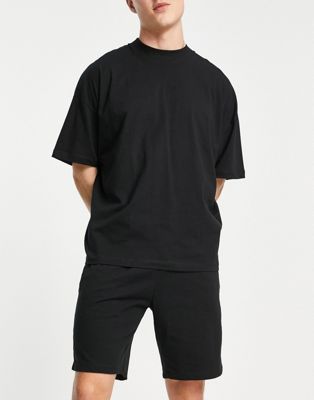 Черный комплект из футболки оверсайз и пижамы с шортами ASOS DESIGN ASOS DESIGN