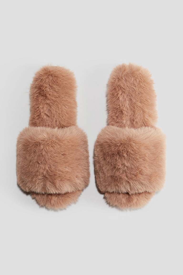 Fluffy slippers H&M