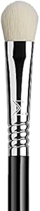 Sigma Beauty Professional E24 Diffused Blending Brush – Professional Eyeshadow Brush for Seamless Eyeshadow Blending, Softens Dramatic Edges & Harsh Lines for a Well Blended Effect (1 Brush) Sigma Beauty