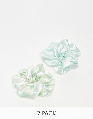 The Flat Lay Co. X ASOS EXCLUSIVE Oversized Scrunchie Duo - Satin Sage Green Stripe Flat Lay Company