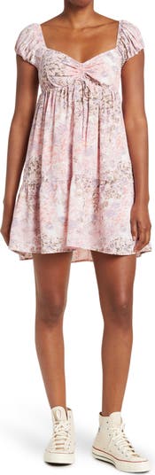 Мини-платье с короткими рукавами и цветочным принтом Lush