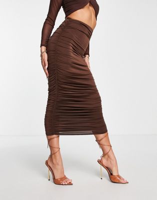 Юбка миди со сборками Femme Luxe шоколадного цвета - часть комплекта Femme Luxe
