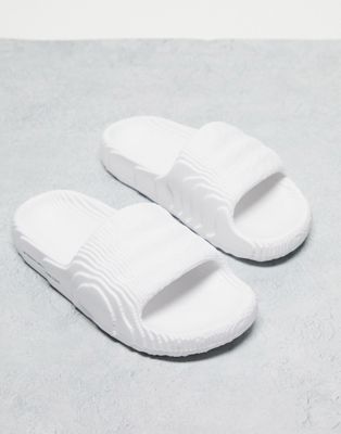 adilette all white