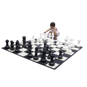 Giant 12" Tall King Black and White Set of Outdoor Chess Men Pieces With Board Unknown